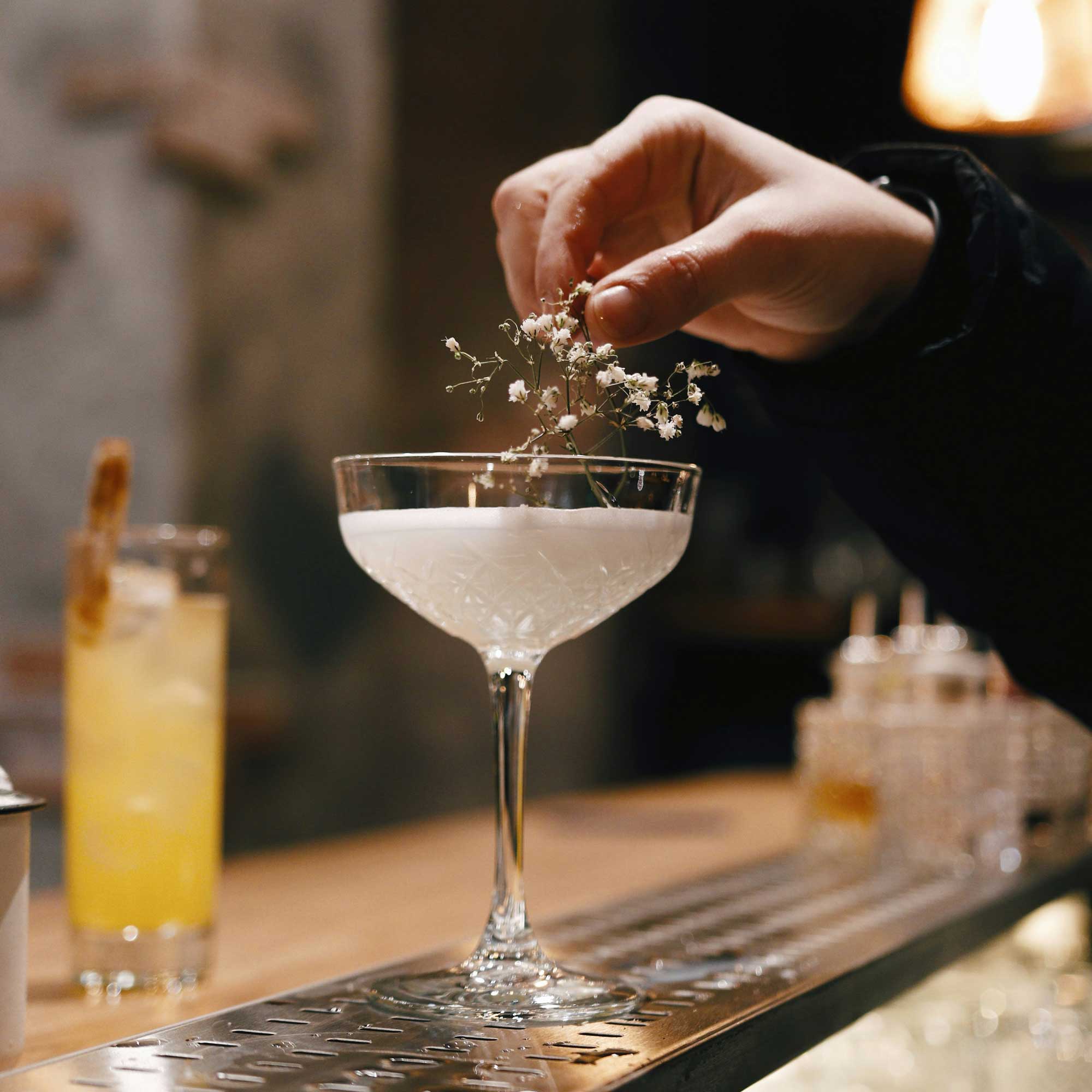 White-cocktail