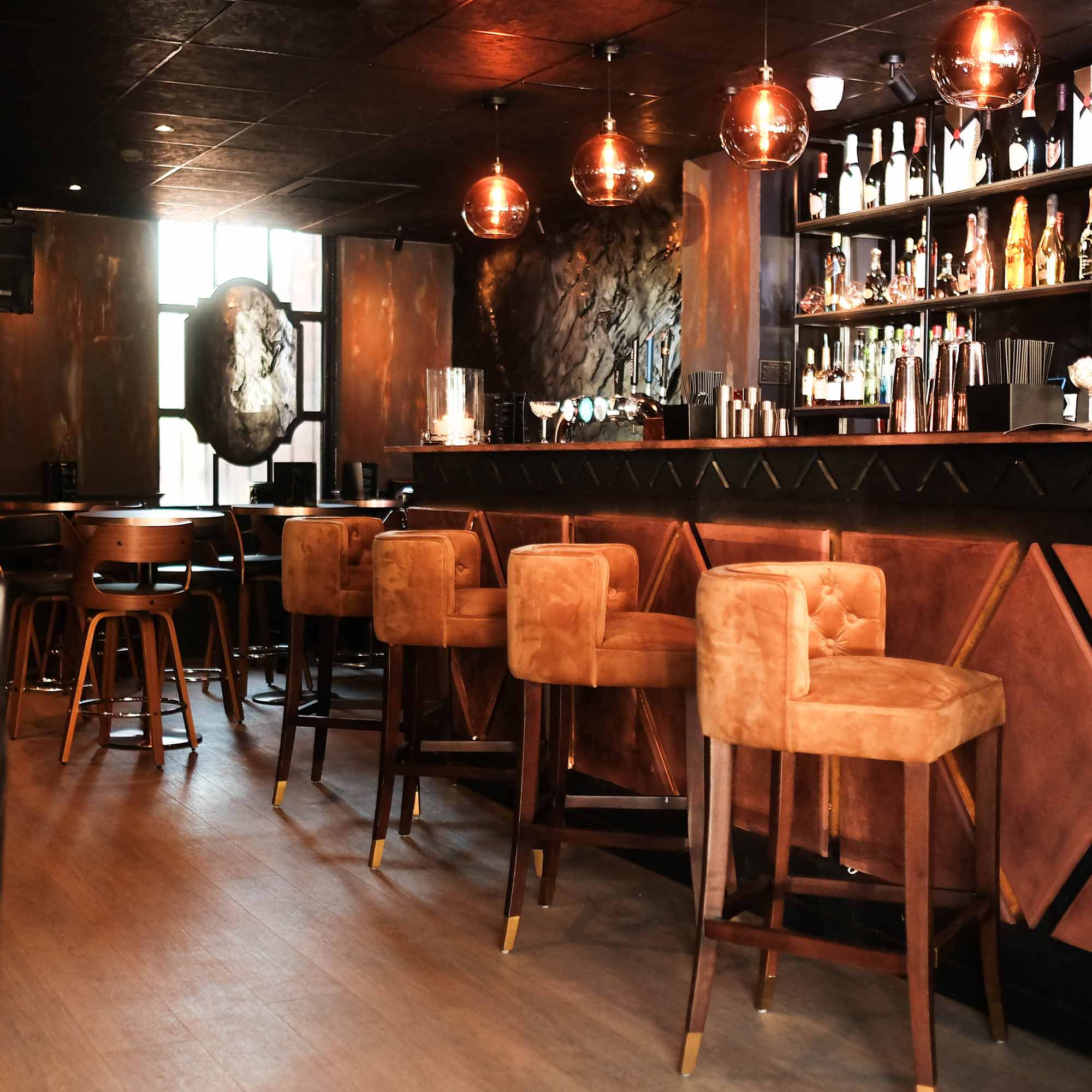 Latch-bar-interior-hire